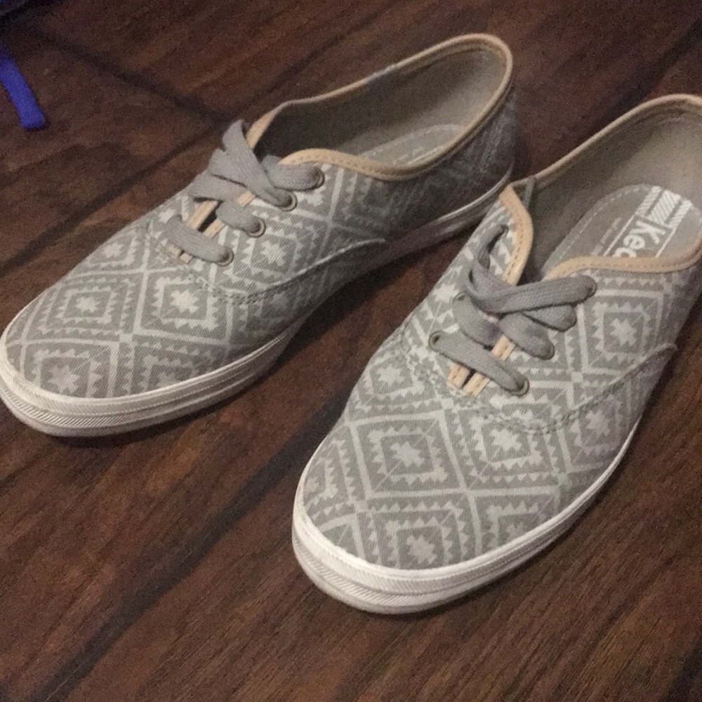 Women’s keds